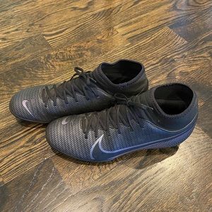 Soccer Cleats- Mens size 8.5